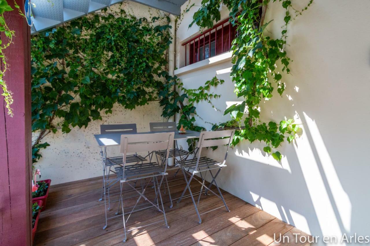 Un Tour En Arles Apartment Exterior photo